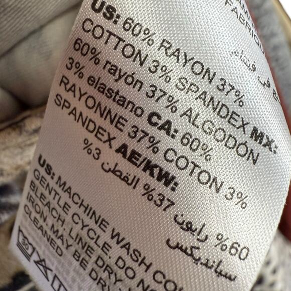 Chico's Black and Tan Snake & Leopard Print ankle pants Chico's 0 or US Size 4 - Picture 8 of 8